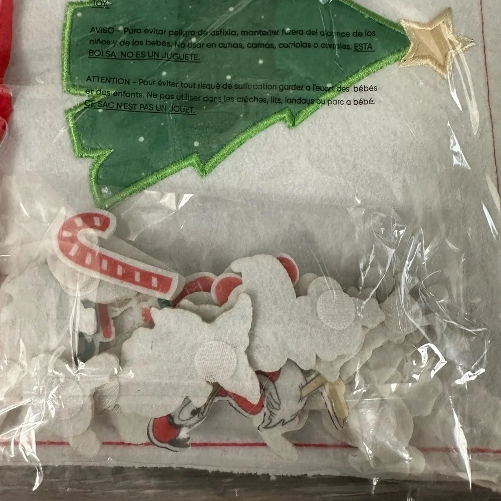 Disney Mickey Mouse & Friends Christmas Pocket Advent Calendar. New / Sealed.
